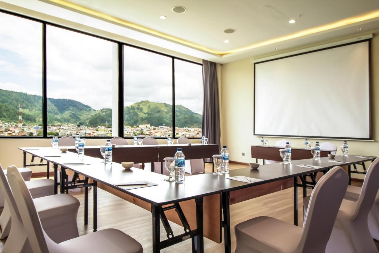 Parkside Gayo Petro Hotel Takengon Zewnętrze zdjęcie